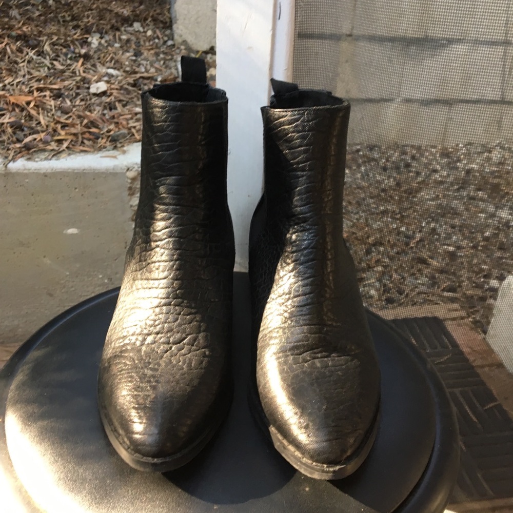 Sol Sana black boots